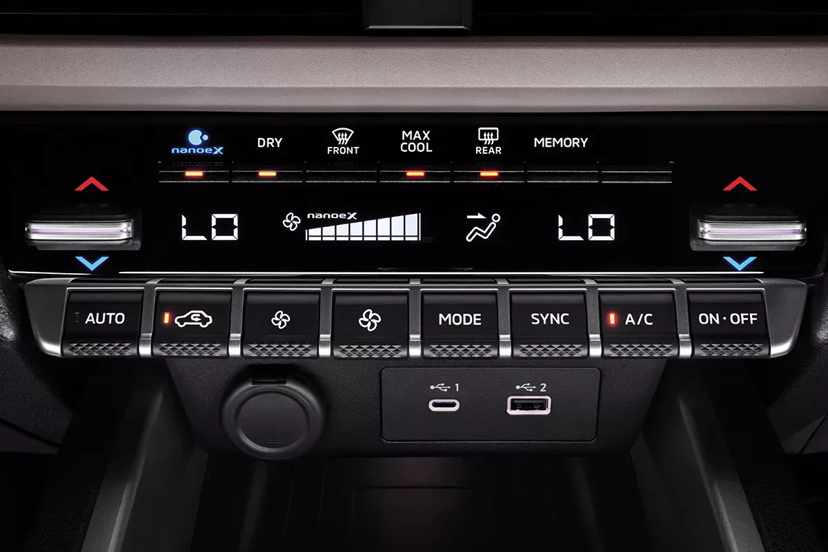 Dual-Zone Air-Conditioning System Paired with nanoe™️ X